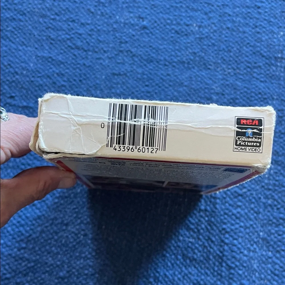 Annie (1985)VHS Tape
